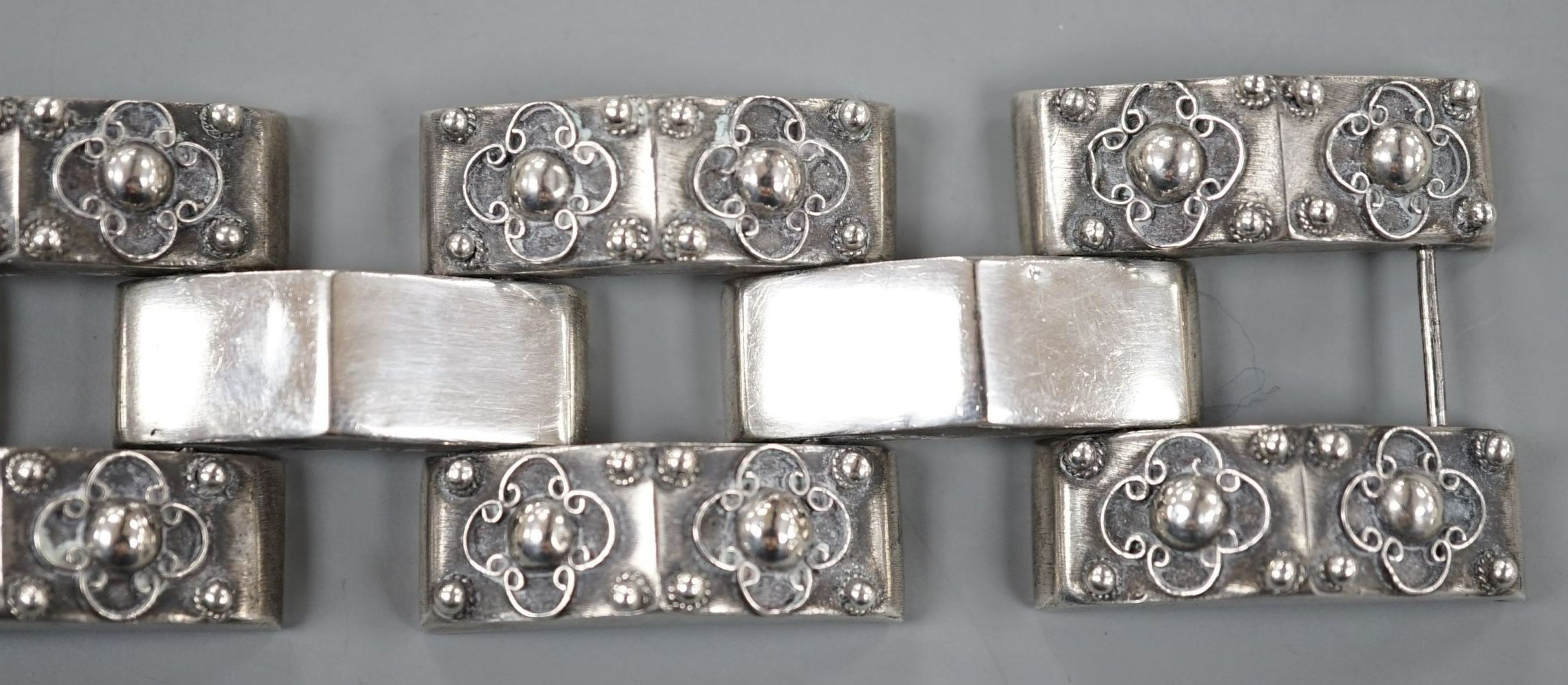 A large Mexican white metal bracelet, approx. 17cm, 72 grams.